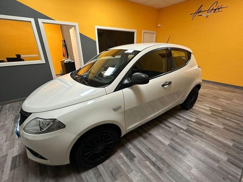 Lancia Ypsilon Ypsilon 1.2 69 CV Black and Noir PREZZO VERO