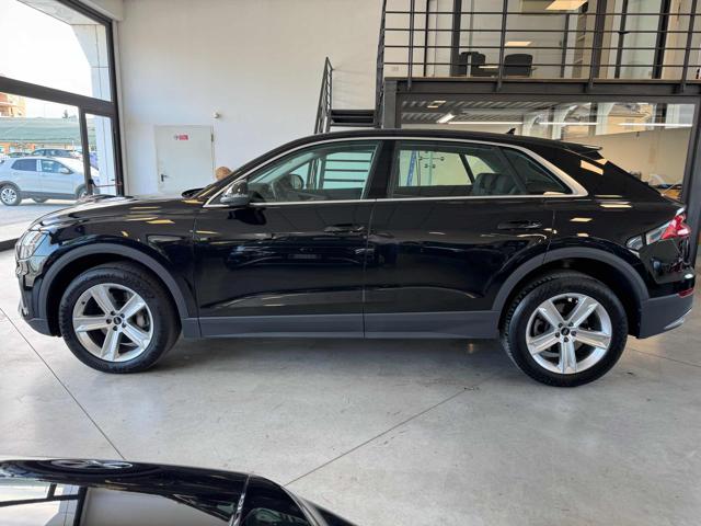 AUDI Q8 45 TDI quattro tiptronic