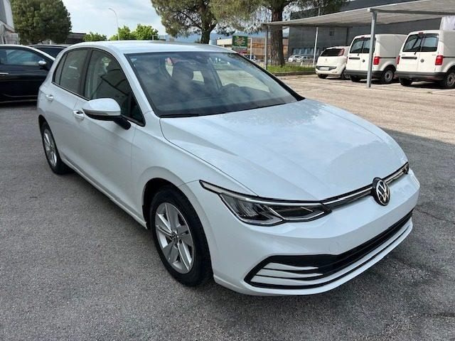 VOLKSWAGEN Golf 1.5 TGI DSG Life