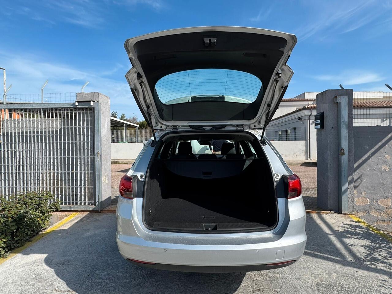 Opel Astra 1.6 cdti Innovation 110cv