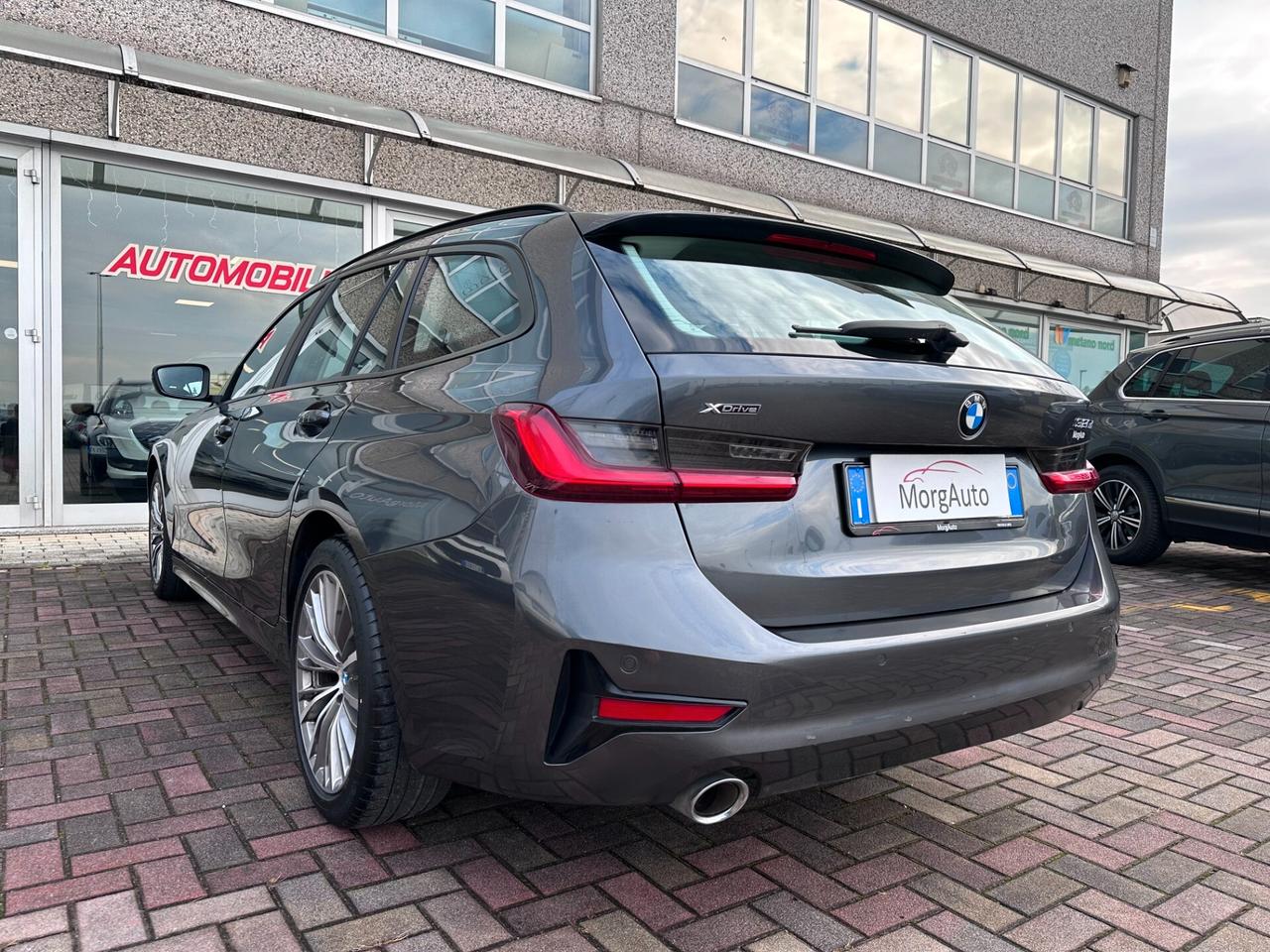 BMW 320d Touring xDrive AUTOMATICA EURO6D! PELLE!