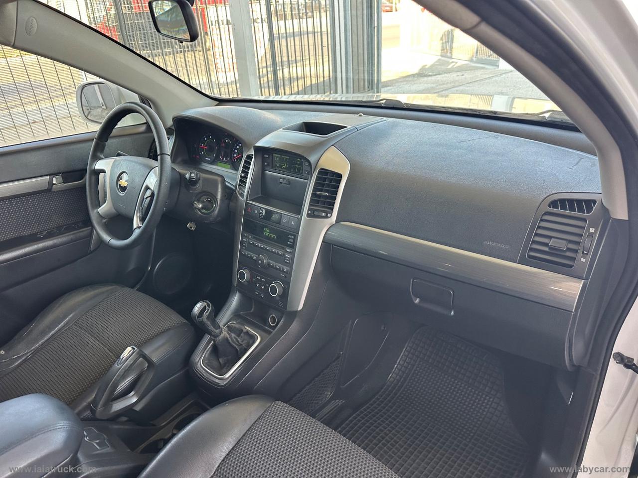 CHEVROLET Captiva 2.0 VCDi 2WD 7 POSTI
