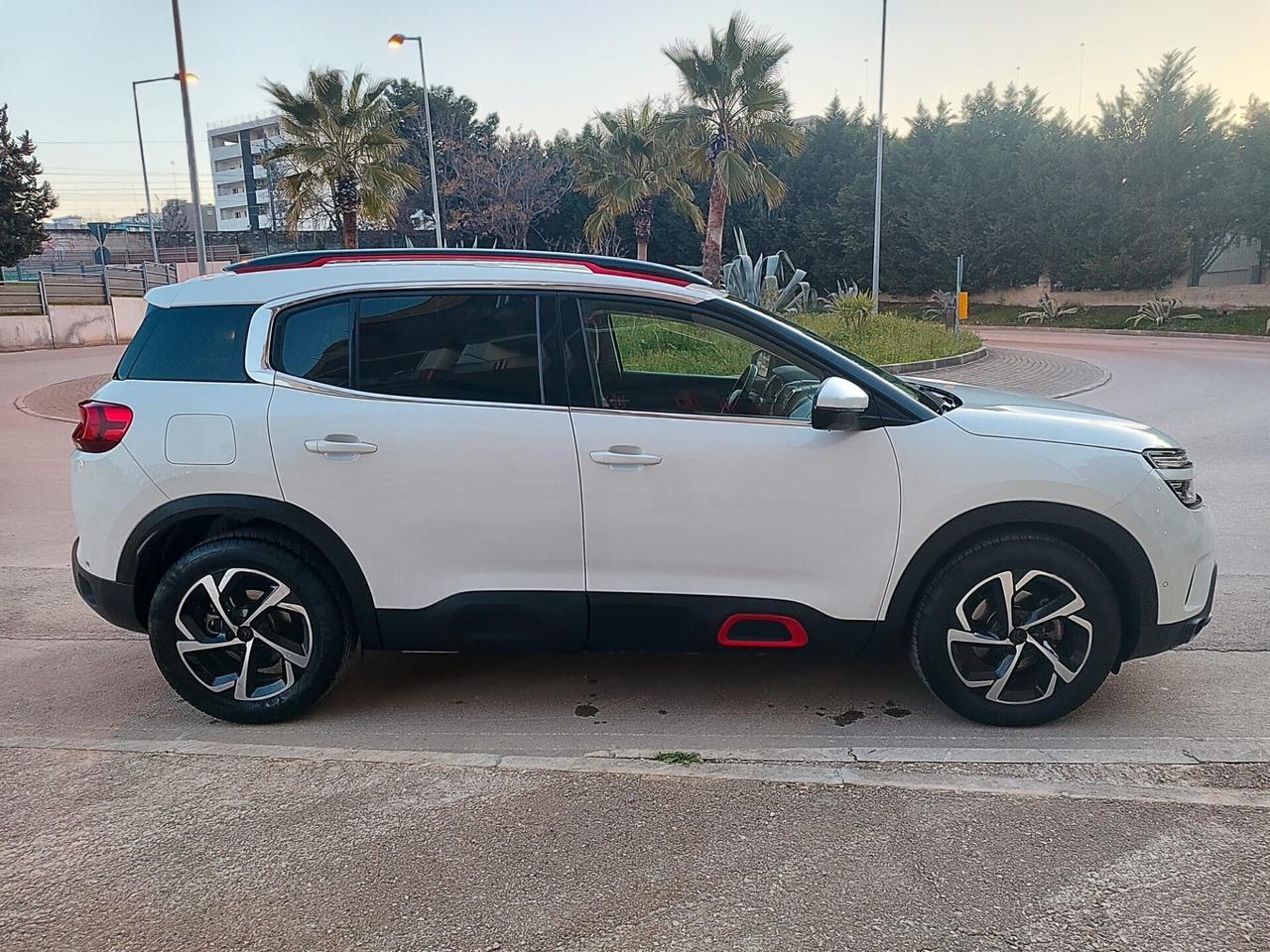 Citroen C5 Aircross 1.5 Bluehdi SHINE 130CV 2019!