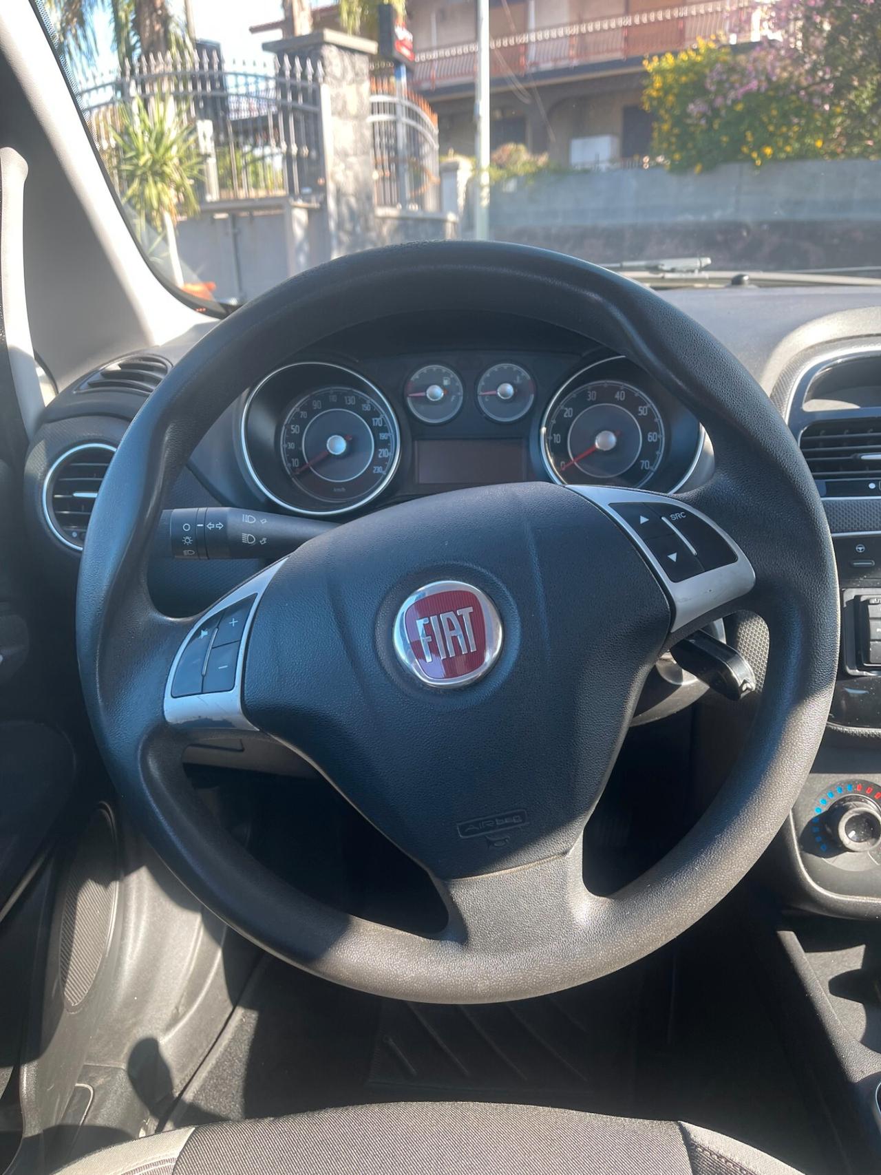 Fiat Punto 1.3 MJT II 75 CV 5 porte Virgin Radio