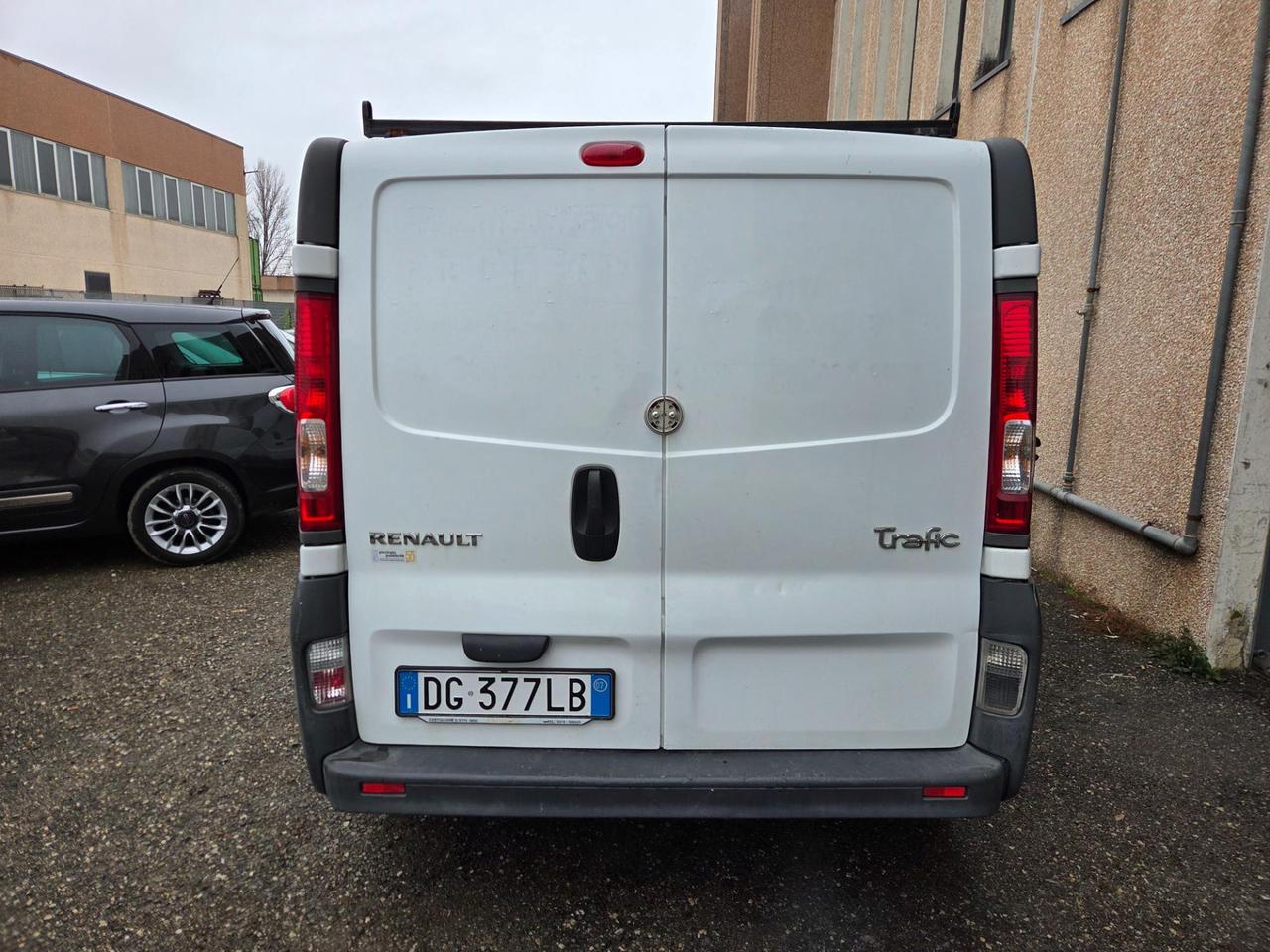 RENAULT Trafic T27 2.0 dci 115cv L1H1 +IVA
