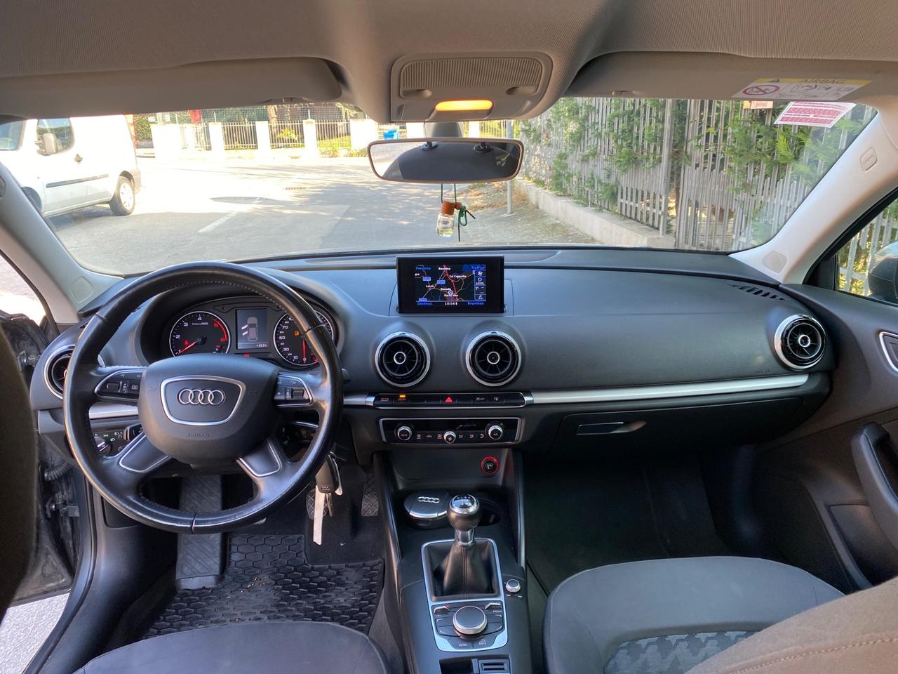 Audi A3 SPB 1.6 TDI clean diesel Ambition