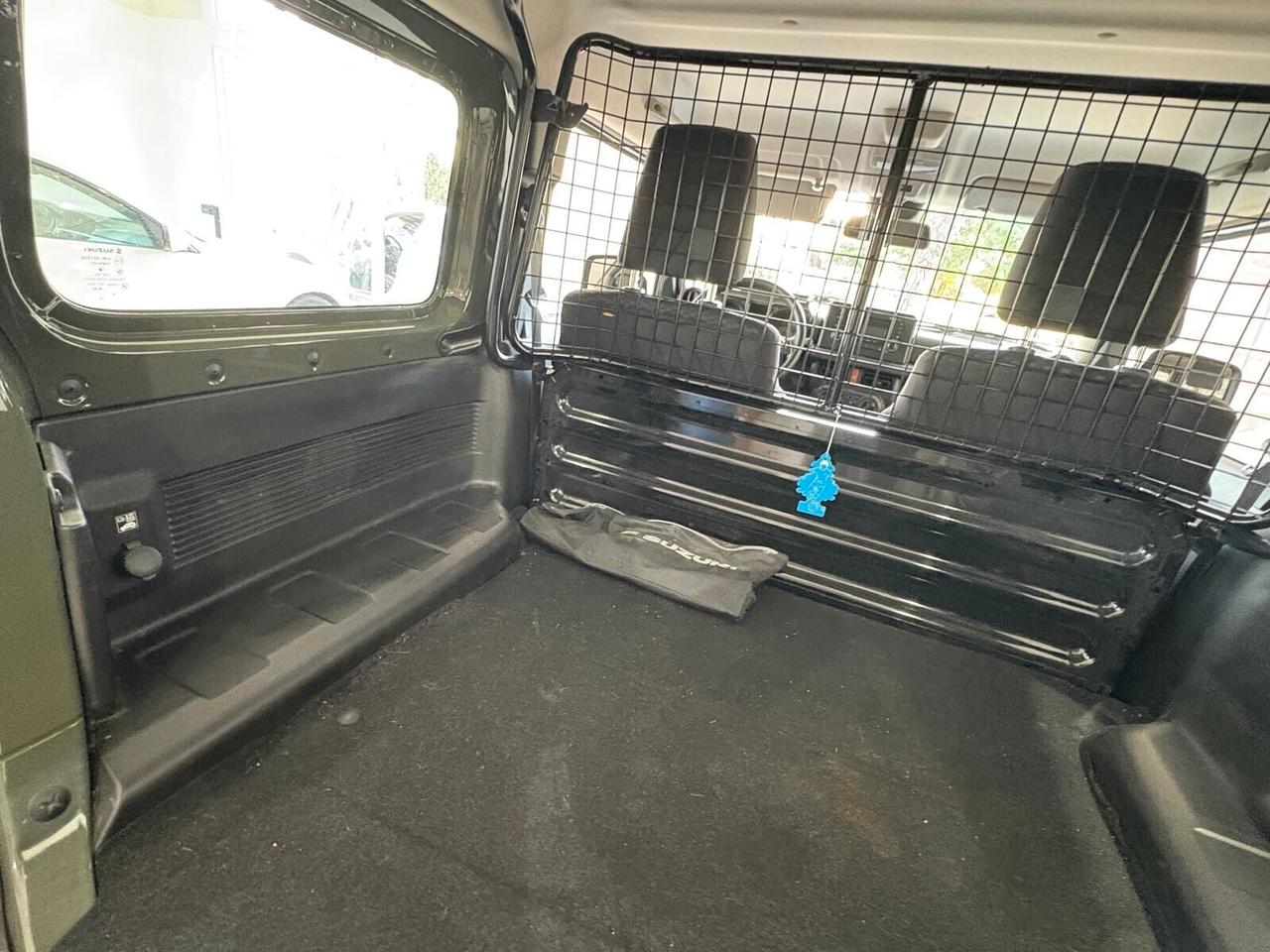 Suzuki Jimny 1.5 5MT PRO (N1) 12 MESI DI GARANZIA !!