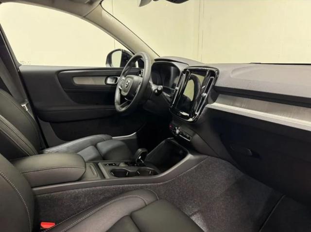 VOLVO XC40 B3 automatico Core