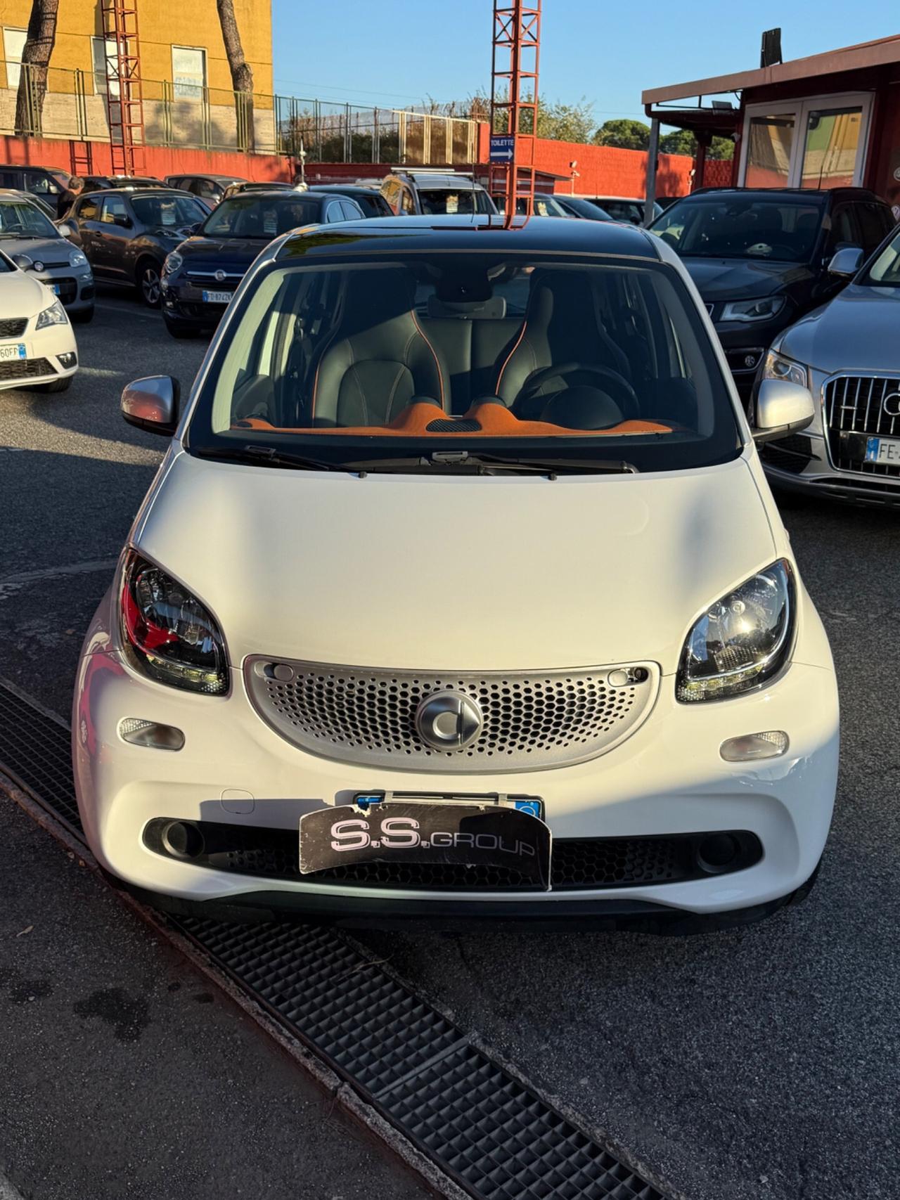 ForFour 1.0 90 CV/( 25 MILA KM )/permute/garanzia/unipro