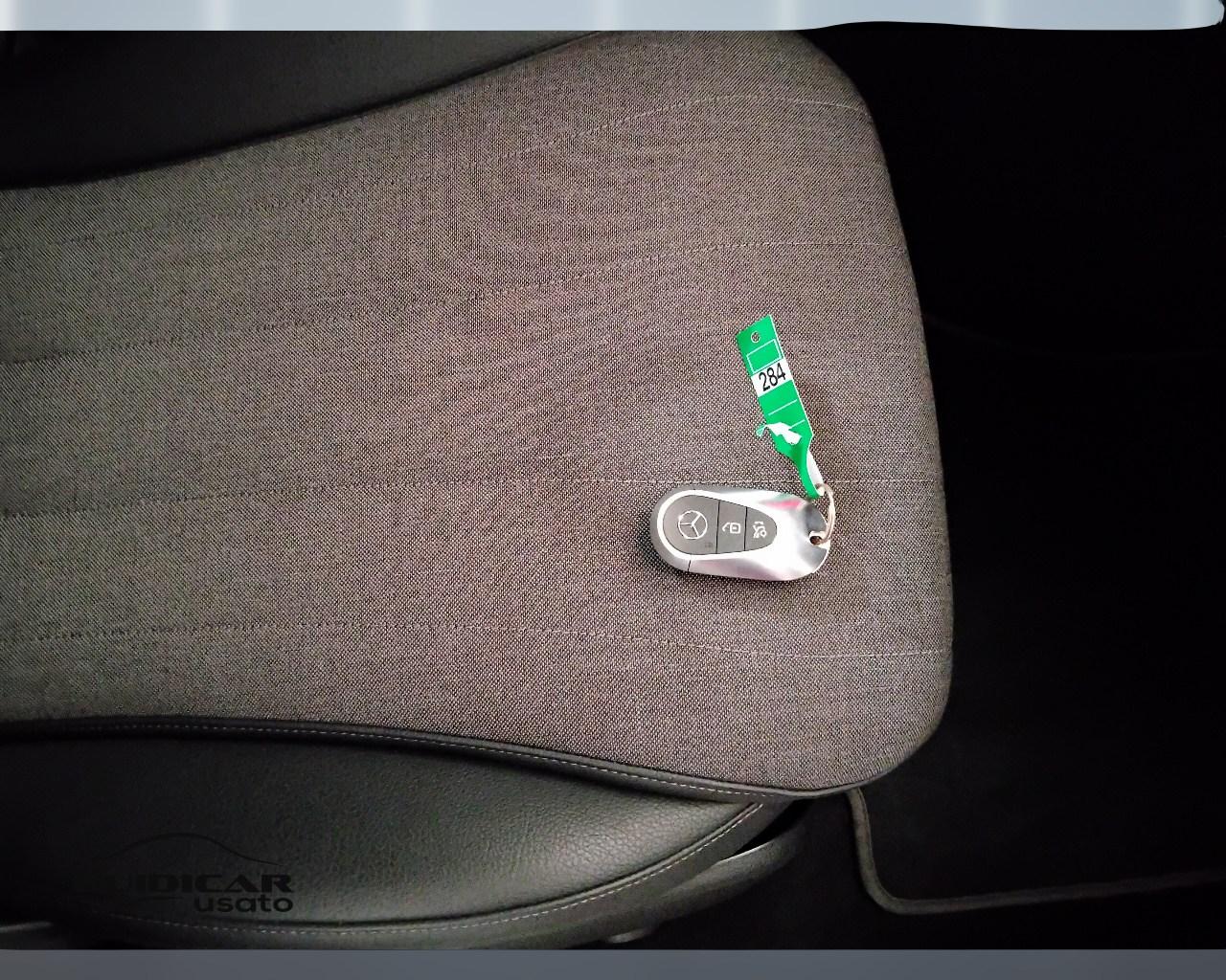Mercedes-Benz Classe E- W214 Berlina - E 200 d Advanced auto