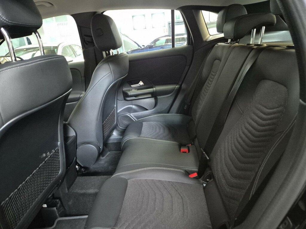 Mercedes GLA 180 180 D Advanced 8G-DCT