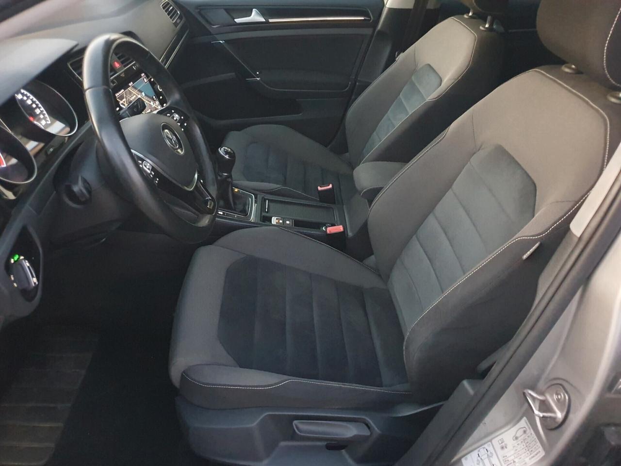 Volkswagen Golf 1.6 TDI 110 CV Highline BlueMotion 2016 Neop