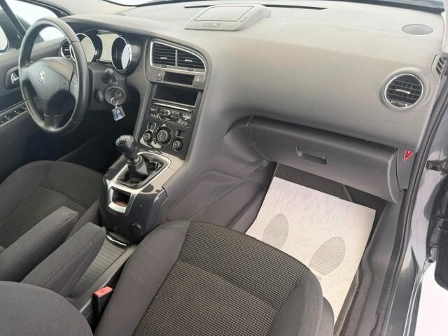 Peugeot 5008 BlueHDi 120 S&S - NEOPATENTATI