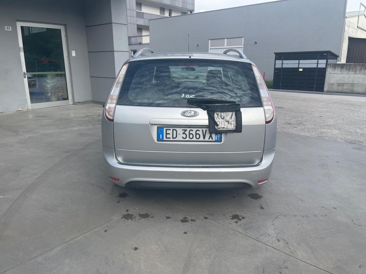 Ford Focus 1.6 105 CV SOLO 100 MILA KM