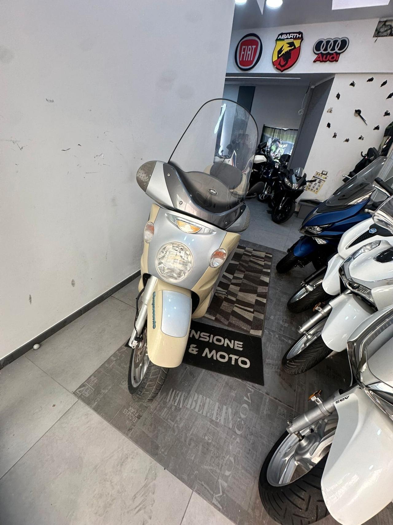 Aprilia Scarabeo 500