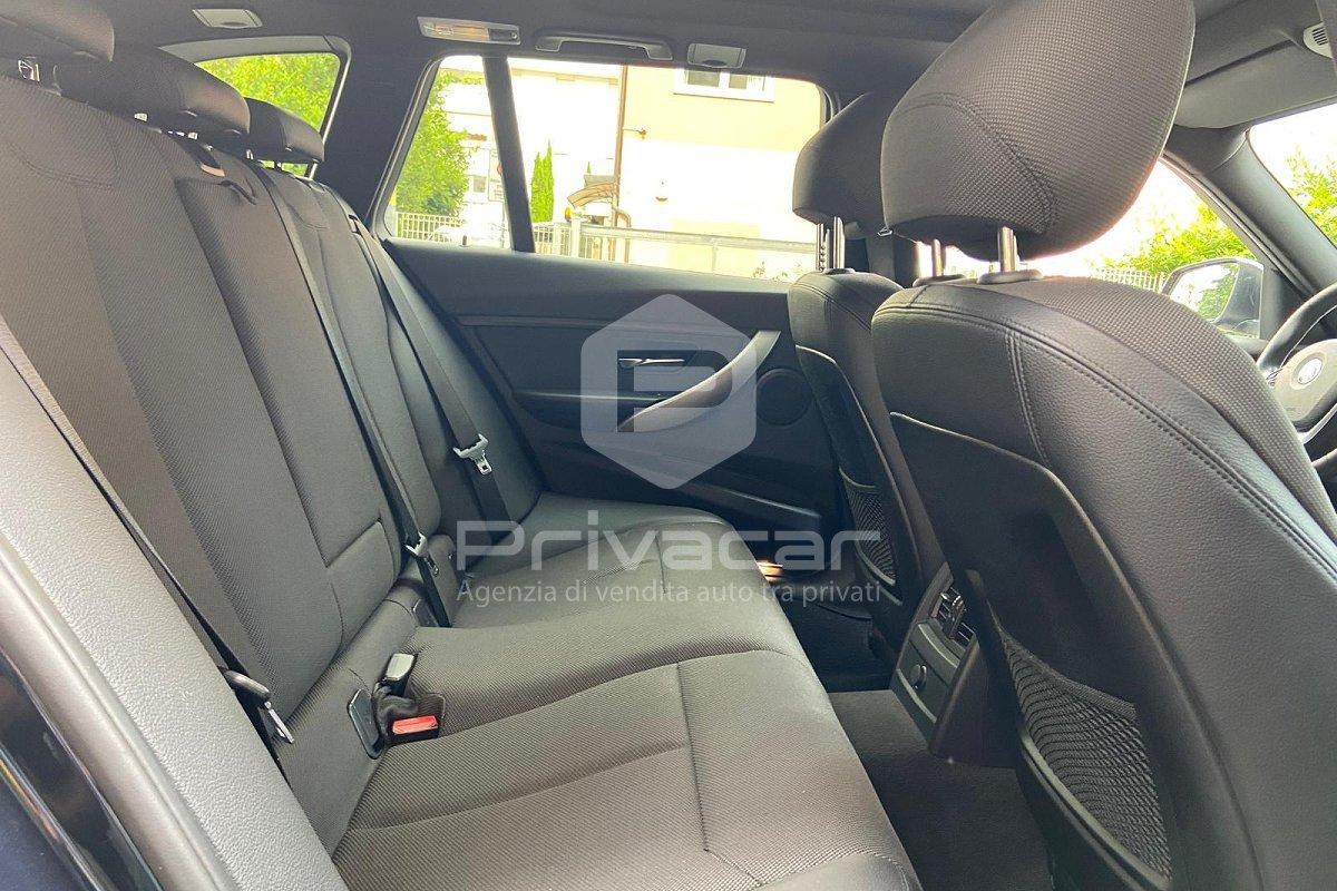 BMW 320d xDrive Touring Modern