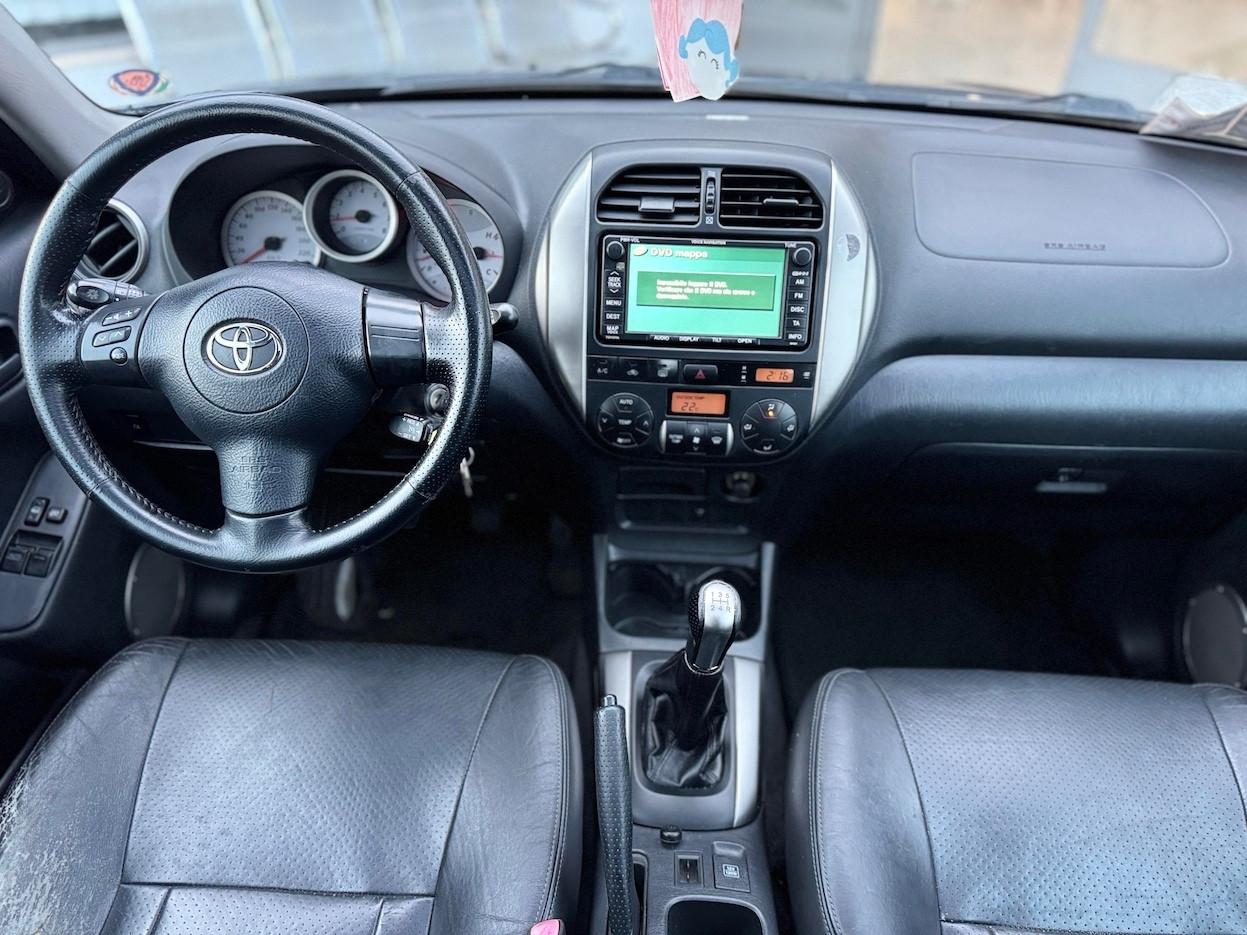 Toyota RAV 4 2.0 Benzina 150CV - 2005