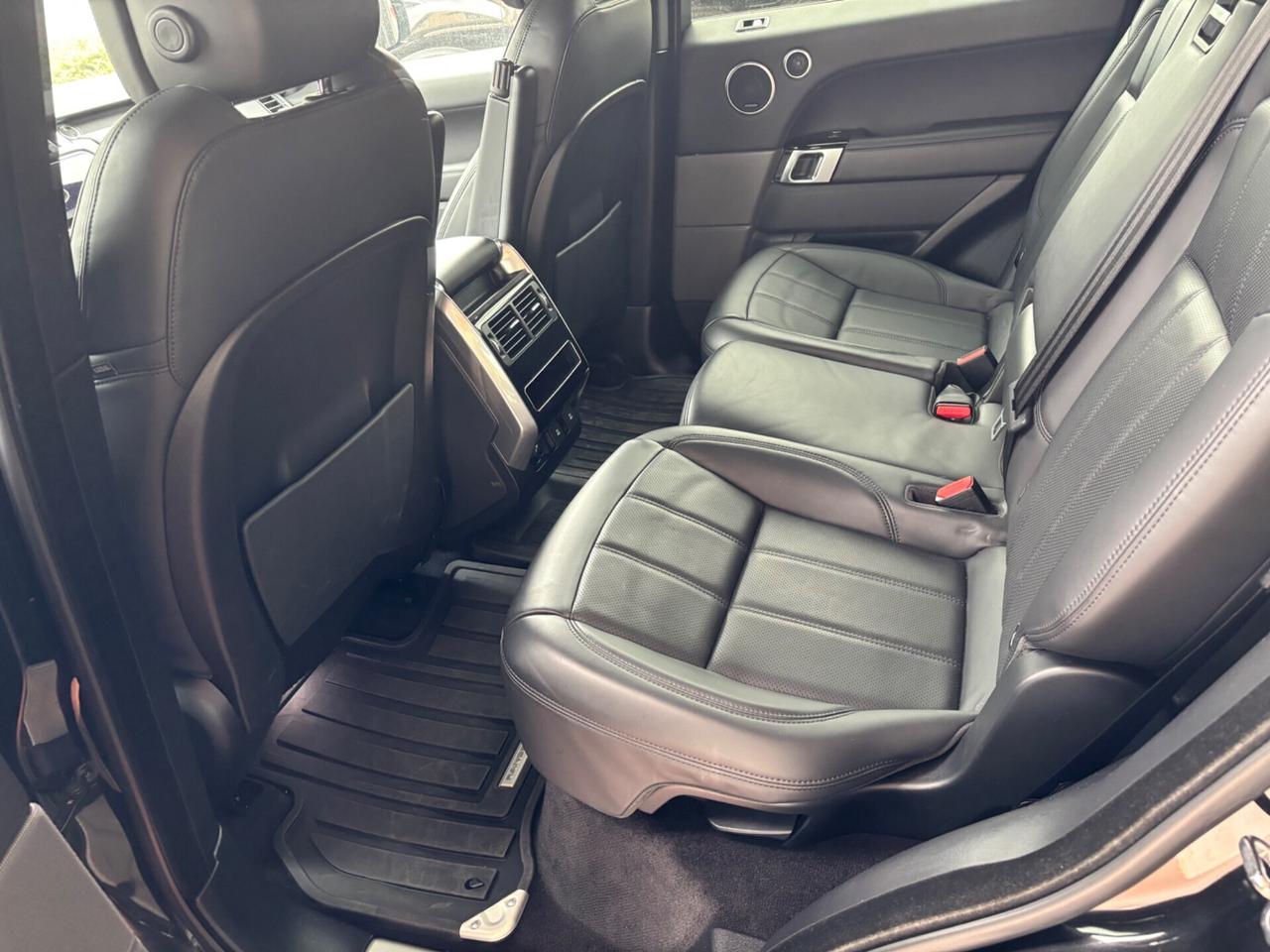 Range Rover Sport 3.0D l6 249 CV HSE Dynamic Stealth