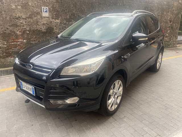 Ford Kuga 2.0 TDCI 150 CV S&S 4WD Powershift Titanium