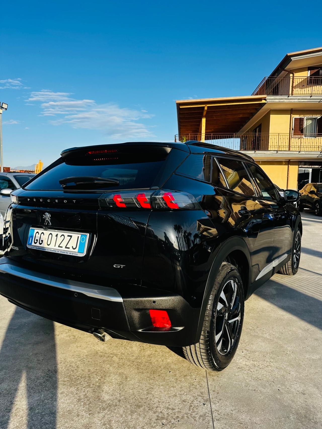 Peugeot 2008 BlueHDi 130 S&S EAT8 GT