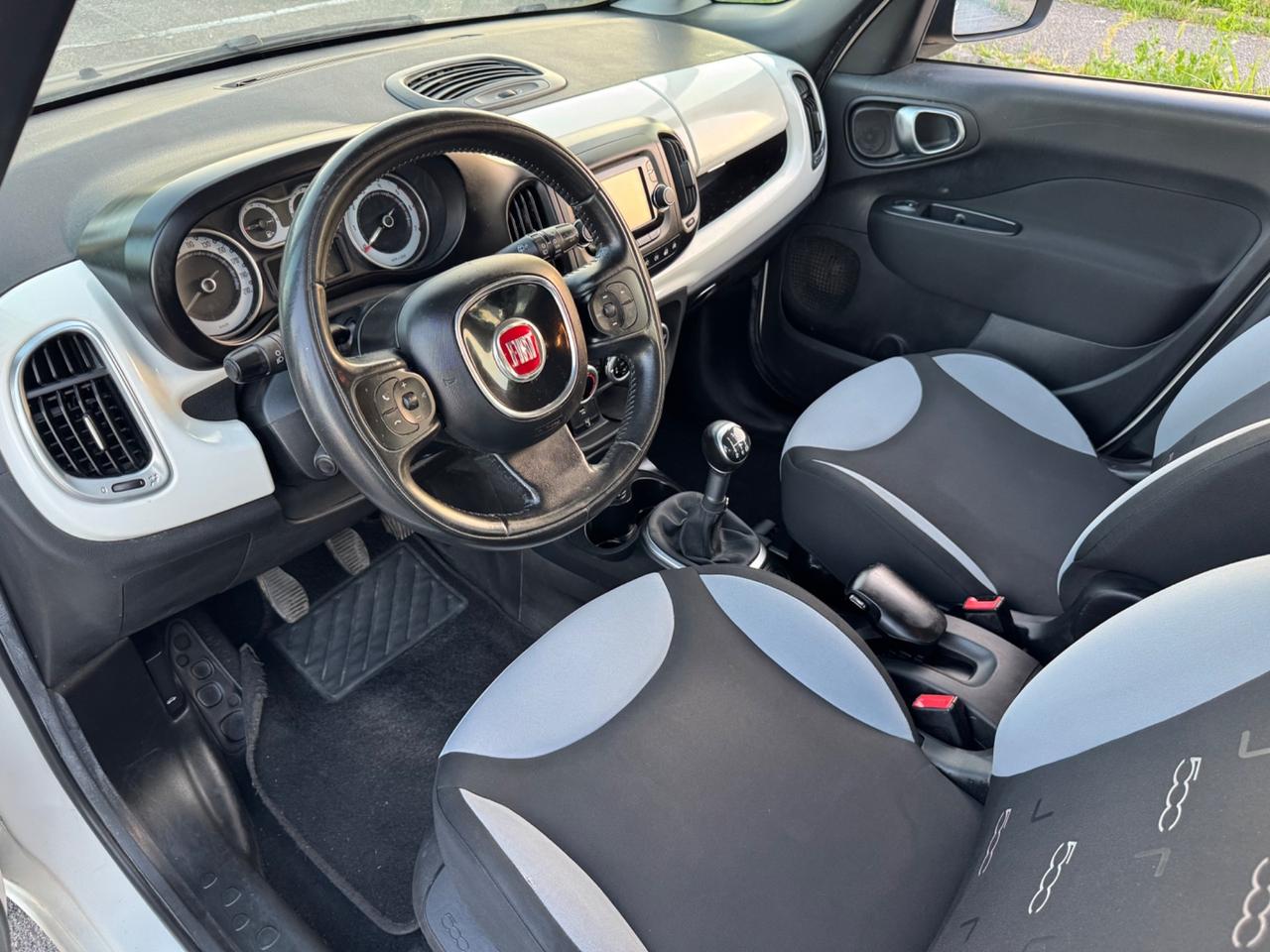 Fiat 500L tagliandata idonea ai neopatentati