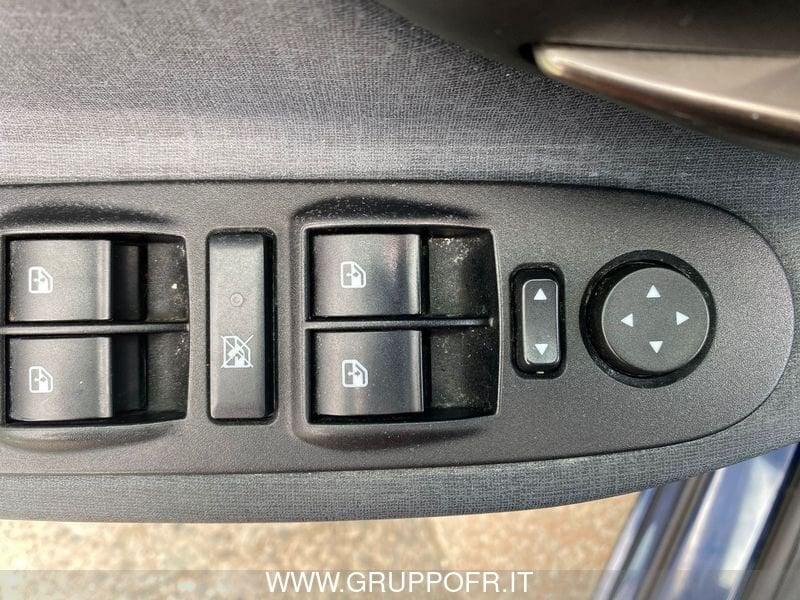 Lancia Ypsilon 1.0 FireFly 5 porte S&S Hybrid Ecochic Gold