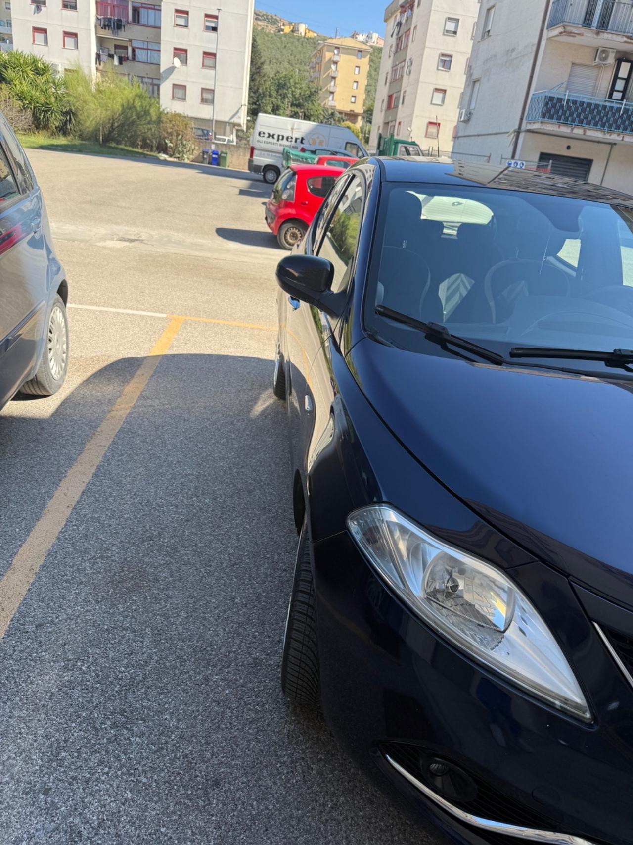Lancia Ypsilon 1.2 69 CV 5 porte GPL Ecochic Gold