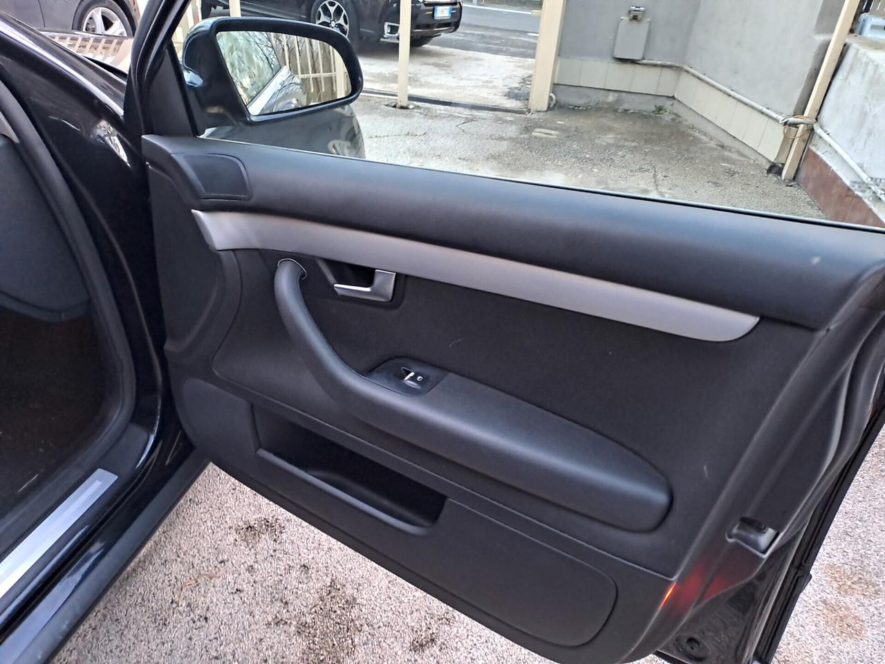 Audi A4 1.9 TDI 116 CV Ambiente