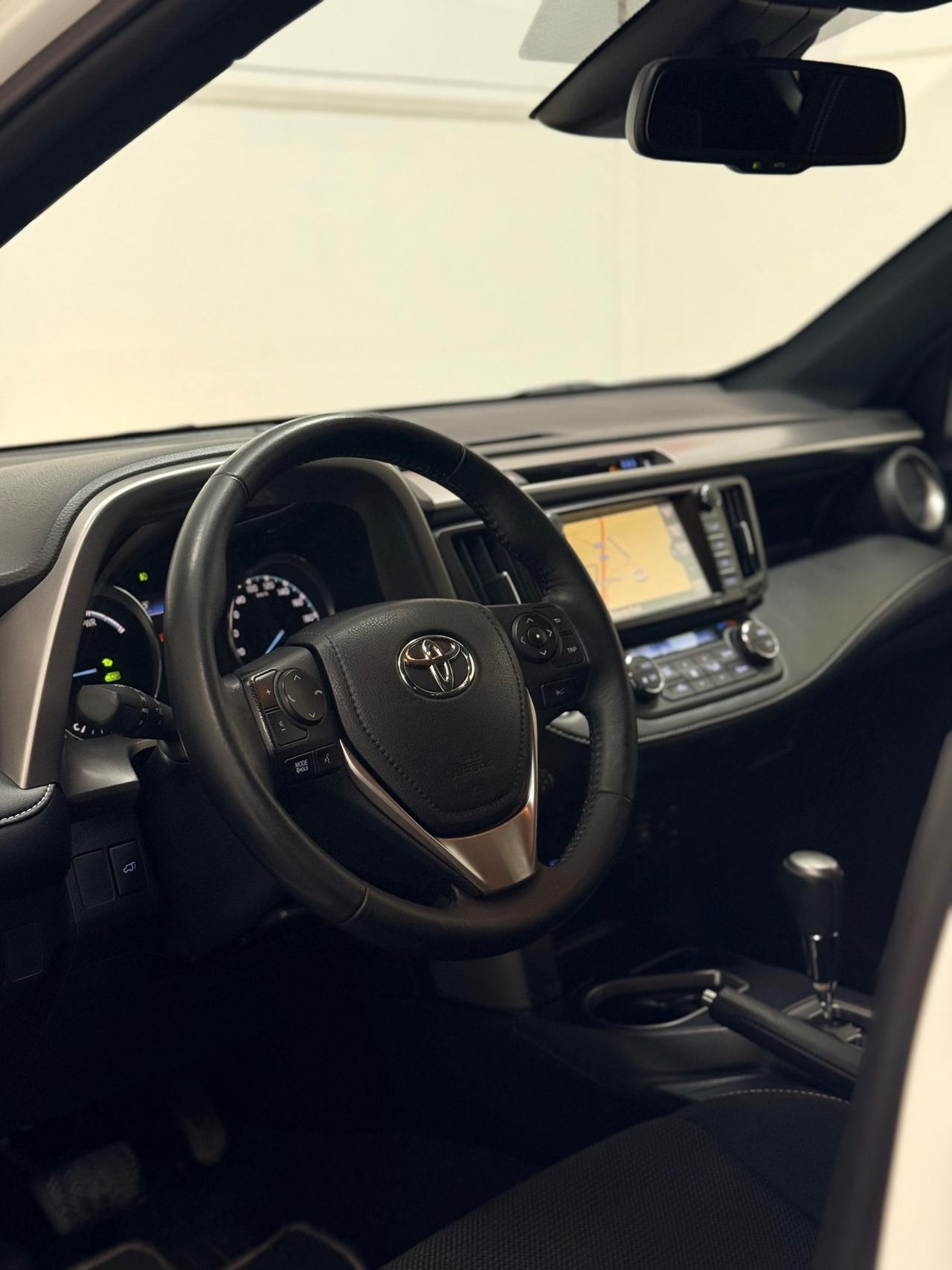 Toyota RAV 4 RAV4 2.5 Hybrid 4WD Exclusive 11/2017 EURO 6B