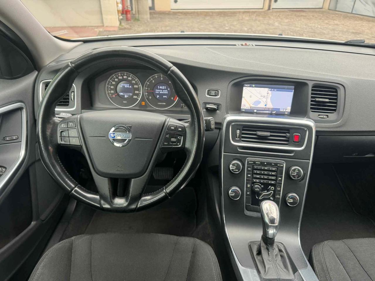 Volvo V60 D2 1.6 Powershift Ocean Race