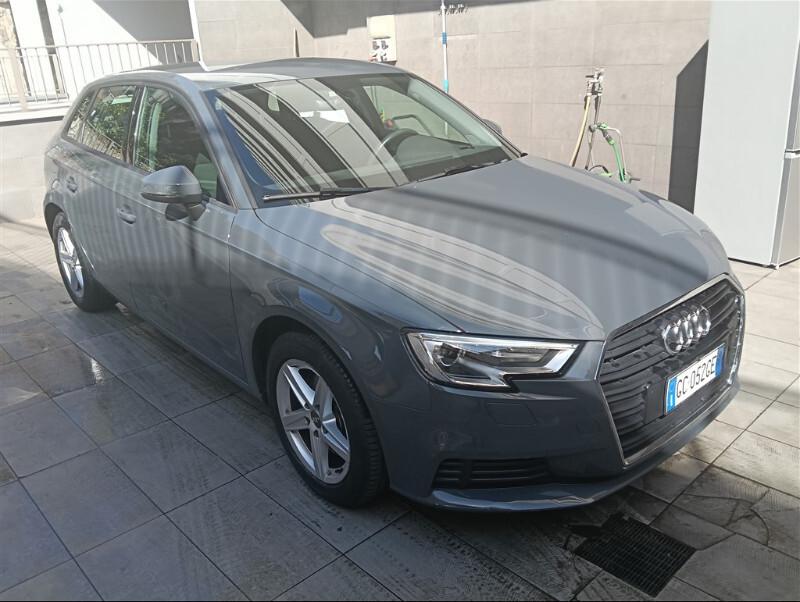 Audi A3 2.0 TDI SPB AUT.+NAVI+FULL LED+PDC+CRUISE+PRIVACY