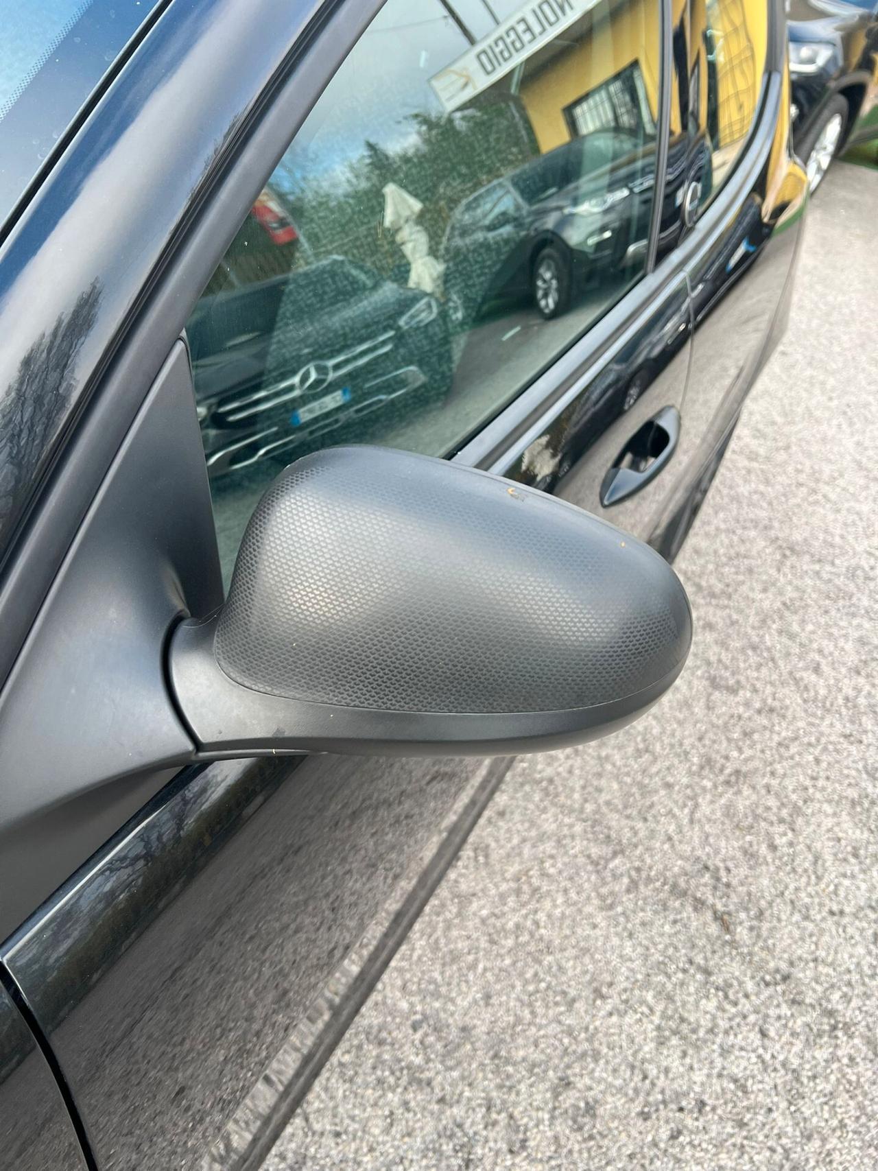 Lancia Ypsilon 1.0 FireFly 5 porte S&S Hybrid Ecochic