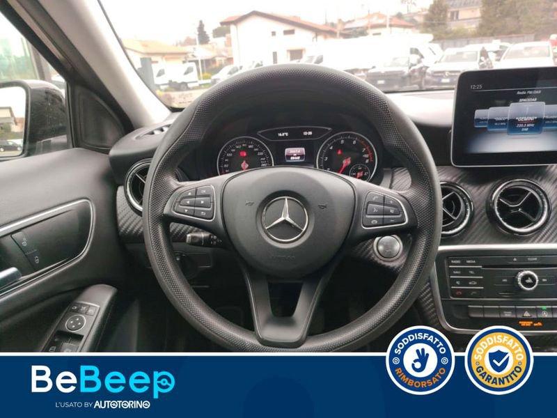 Mercedes-Benz GLA 180 BUSINESS