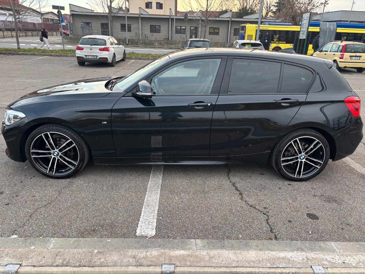 Bmw 118 118i 5p. Msport Harman kardon