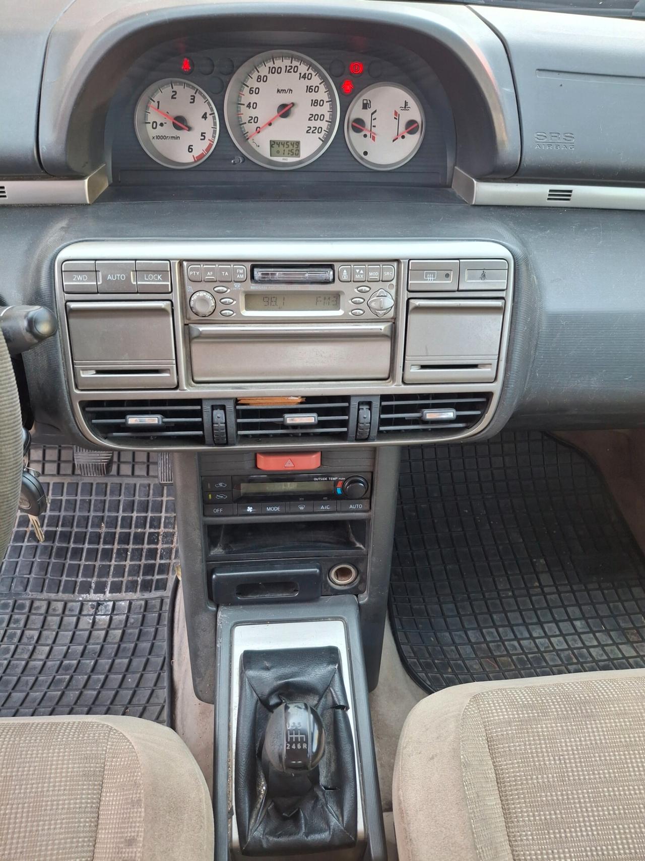 Nissan X-Trail 2.2 TD 4x4 DIESEL