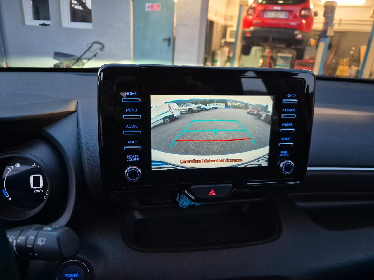 Toyota Yaris 1.5 Full Hybrid 5 porte Trend