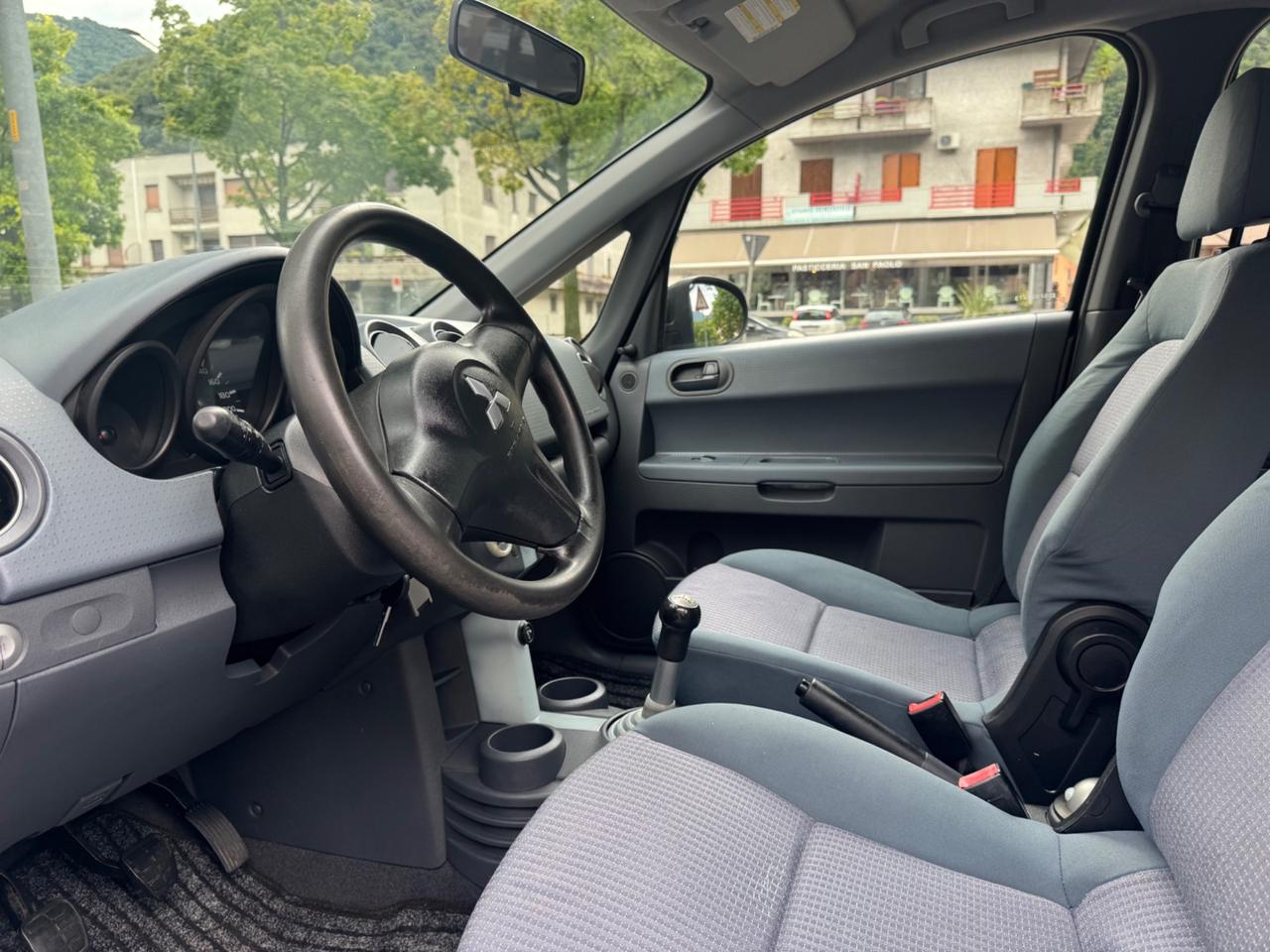 Mitsubishi Colt 1.5 DI-D HP 5p. Instyle