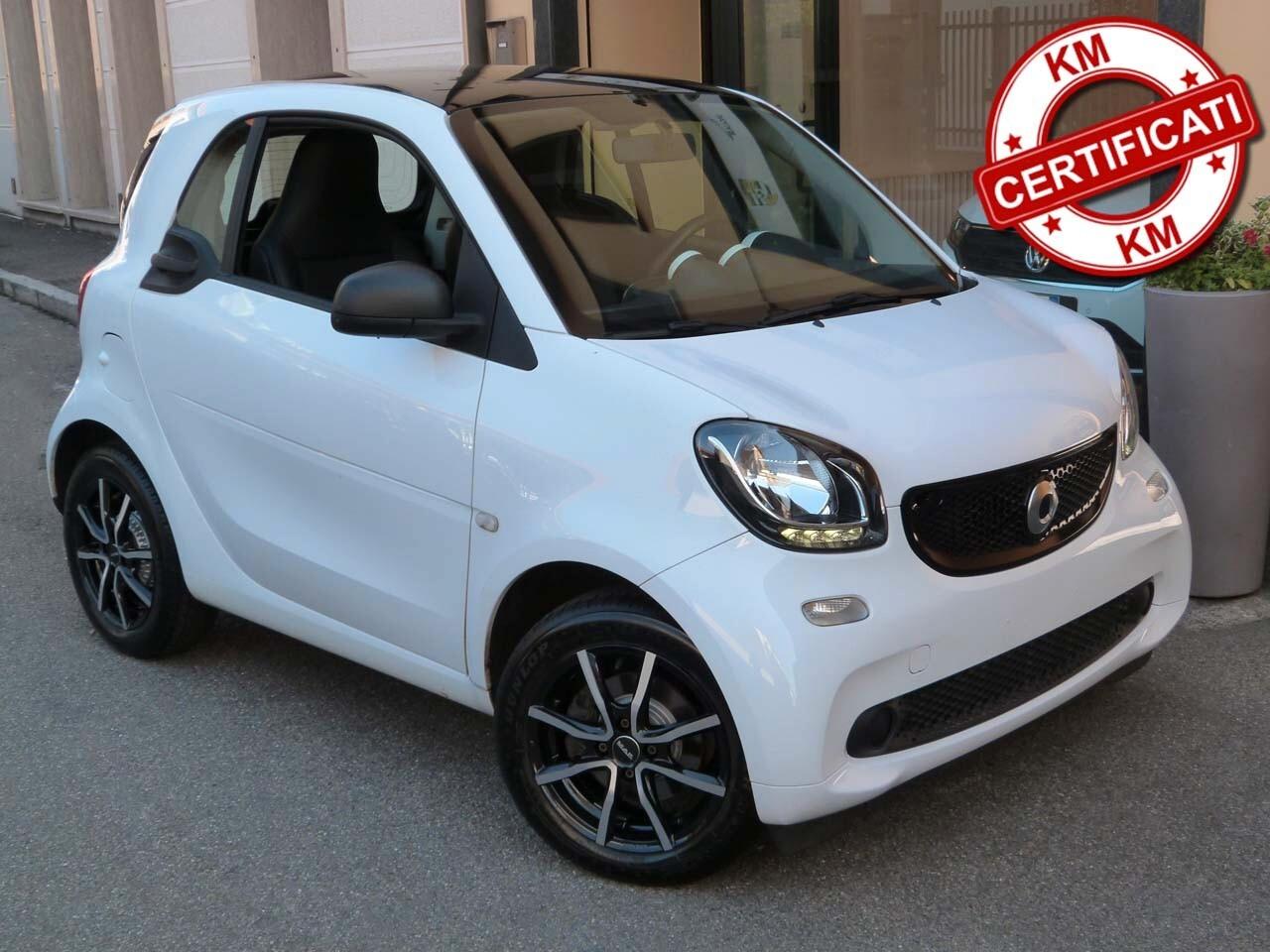Smart ForTwo 70 1.0 twinamic Youngster 2018 Navi/tetto Panorama/Pelle