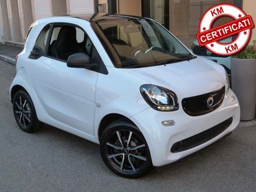 Smart ForTwo 70 1.0 twinamic Youngster 2018 Navi/tetto Panorama/Pelle