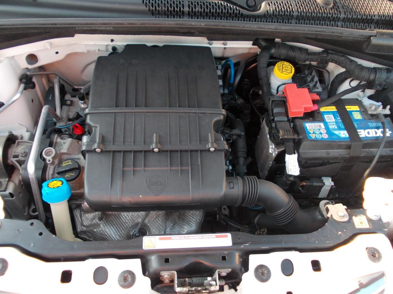 Lancia Ypsilon 1.2 69 CV 5 porte Platinum-KM55886