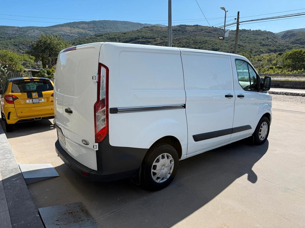 Ford Transit Custom 270 2.2 TDCi PC Furgone Trend