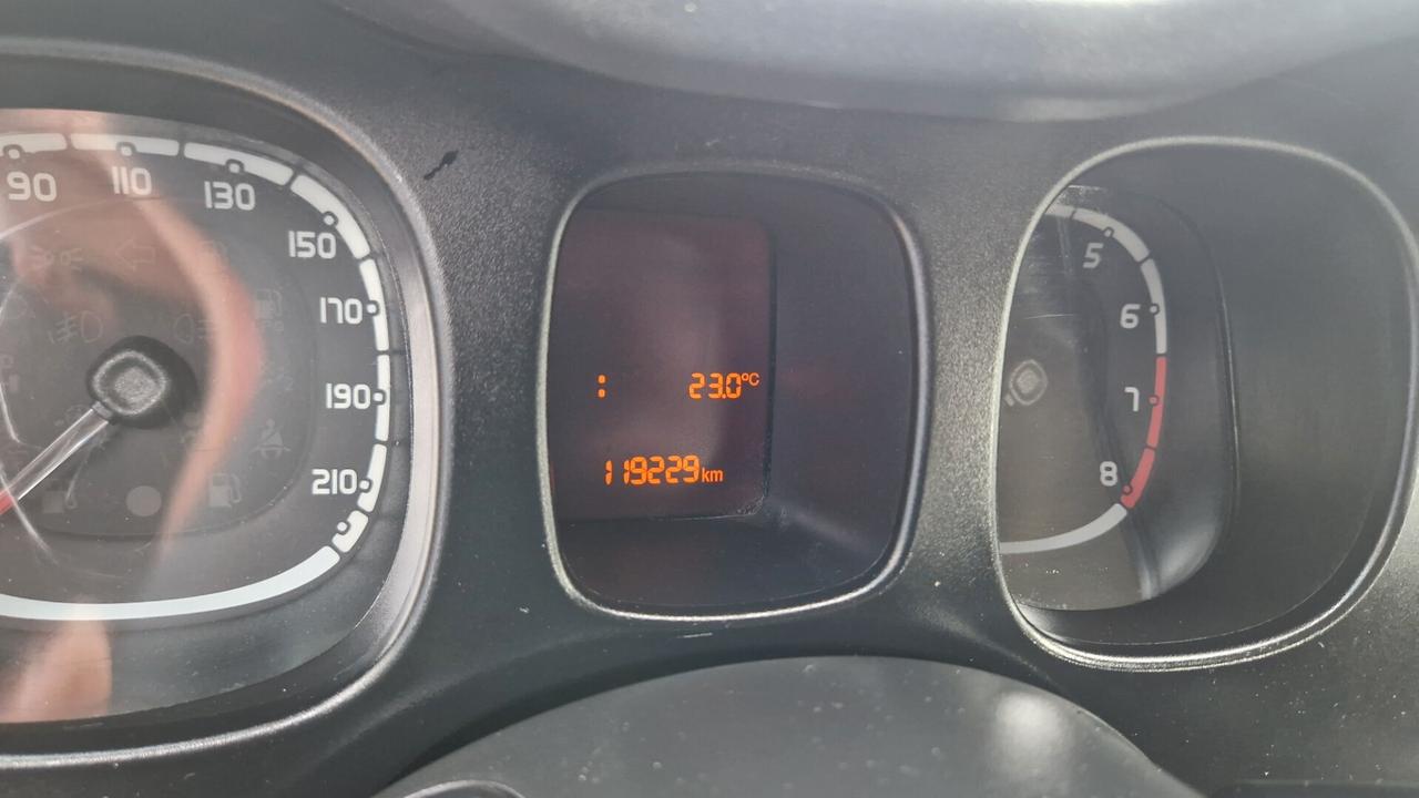 Fiat Panda 1.2 EasyPower 69CV GPL Lounge