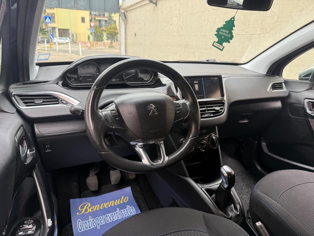 Peugeot 208 1.2benzina 5 porte Style - 2018