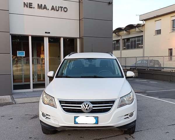 Volkswagen Tiguan 2.0 16V TDI DPF tiptronic Sport &amp; Style (18°)