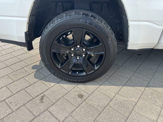 DODGE RAM 1500 5.7 V8 Crew Cab Sport CLEAN TITLE N1