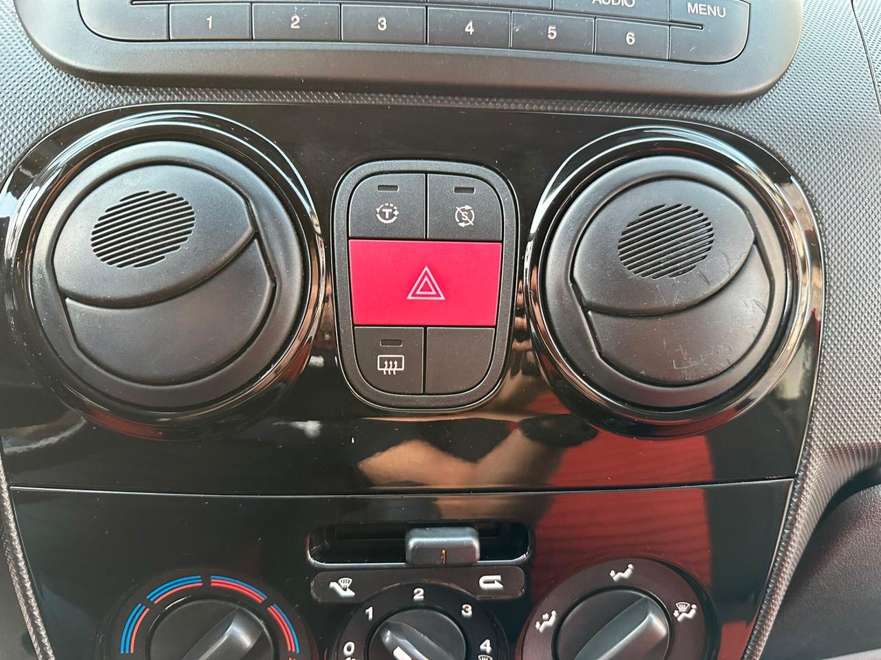 Fiat Qubo 1.3 MJT 75 CV Trekking