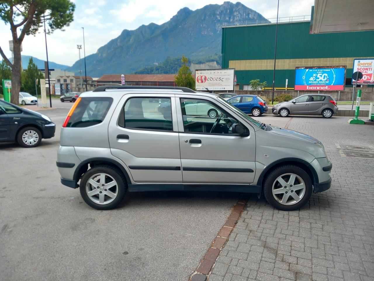 Suzuki Ignis 1.5 16V cat 4WD Deluxe