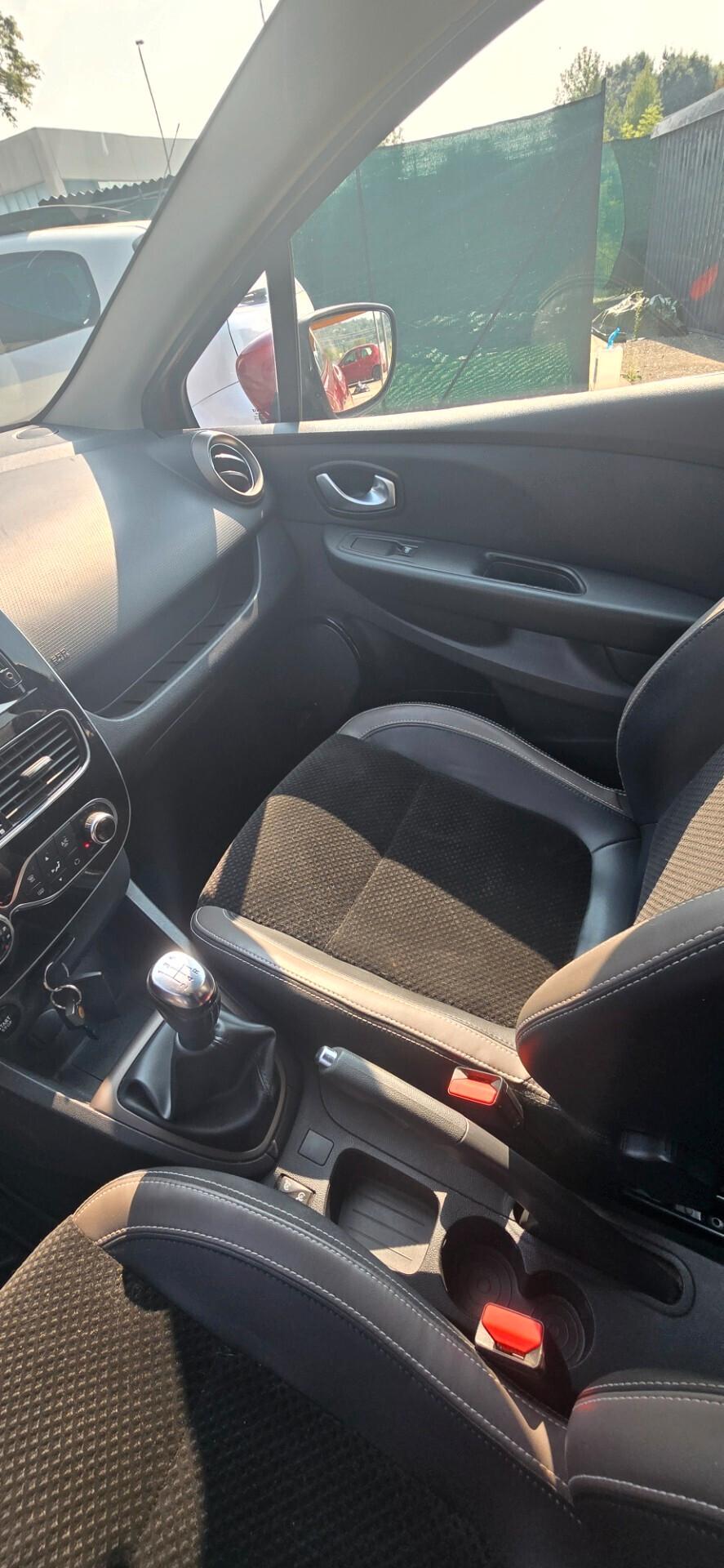 Renault Clio 1.2 75CV 5 porte Life
