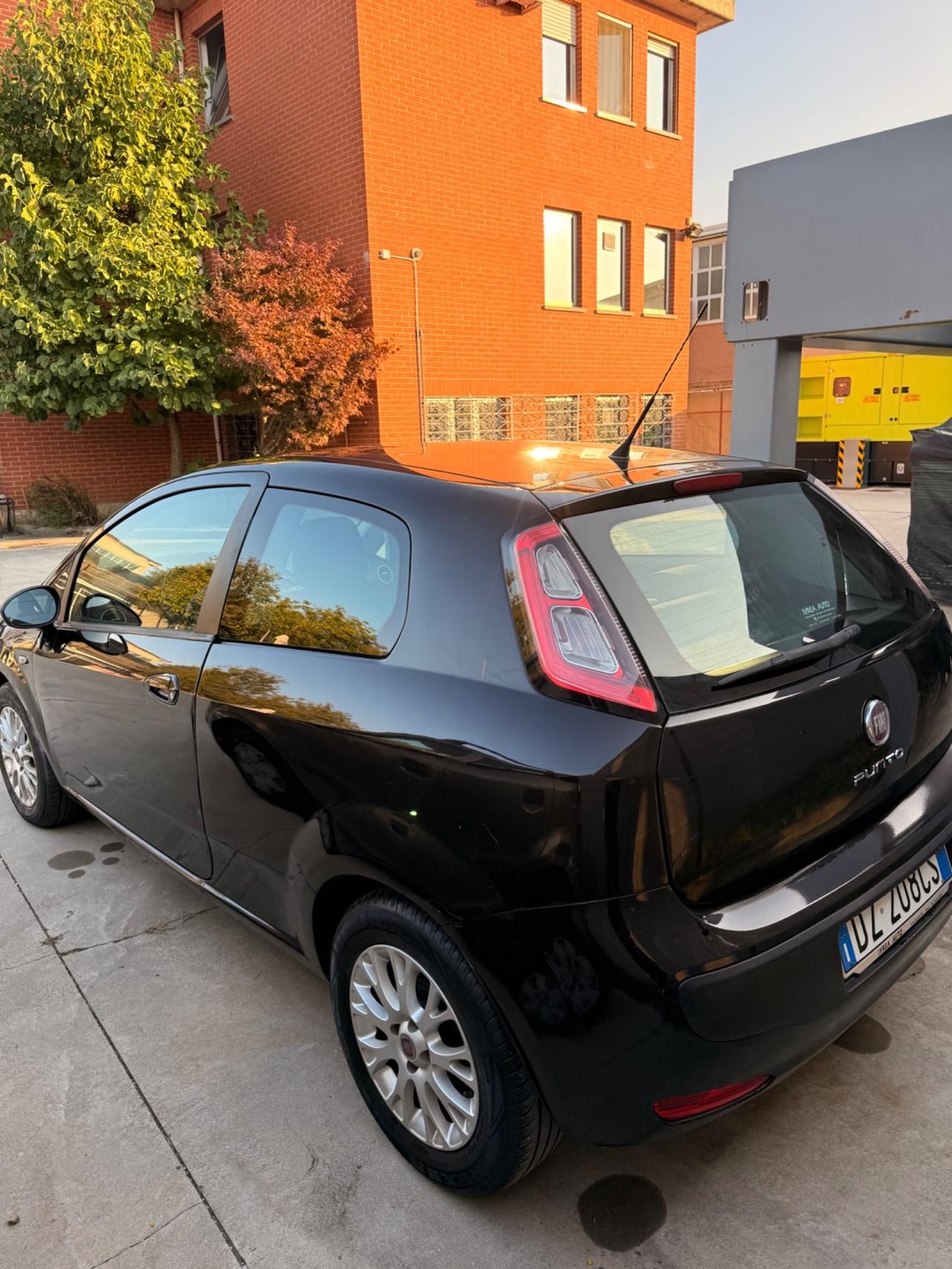 Fiat Punto Evo 1.4 3 porte Dynamic GPL