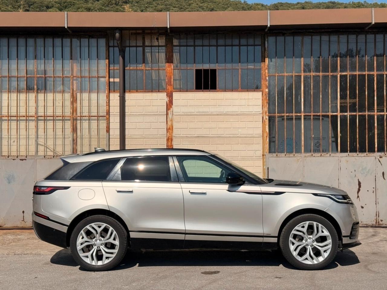Land Rover Range Velar 2.0 TD4 180 CV R-Dynamic HSE